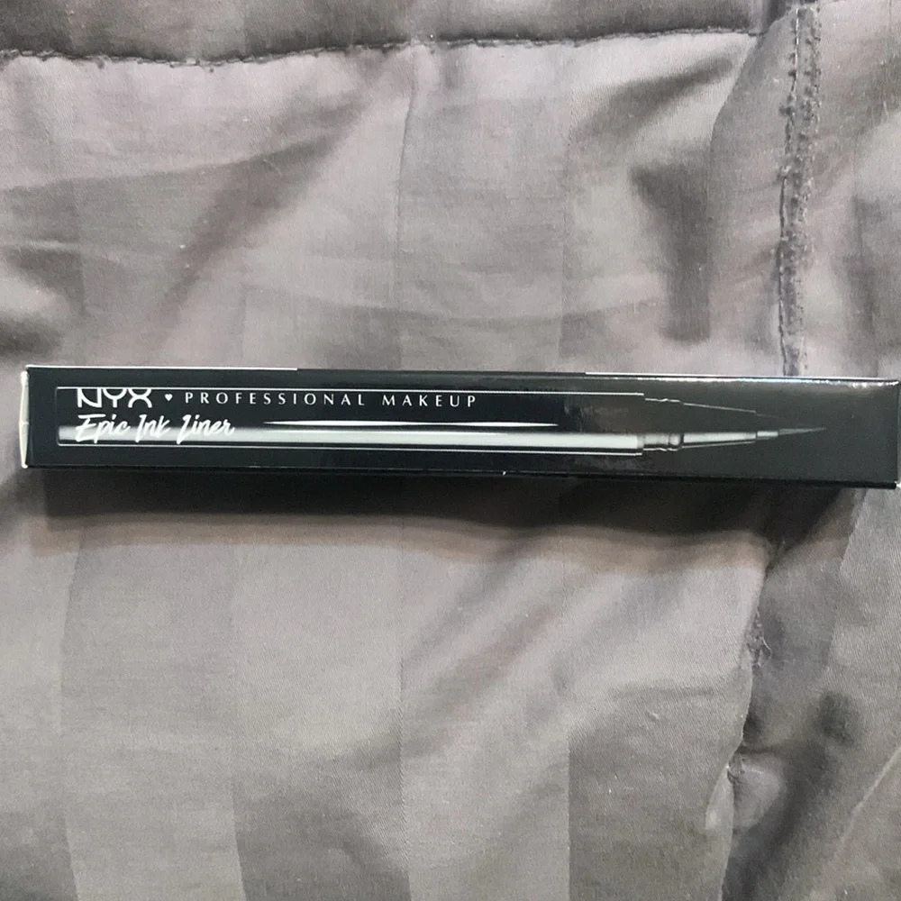 NYX Epic Ink Liner - Black - Picture 4 of 5